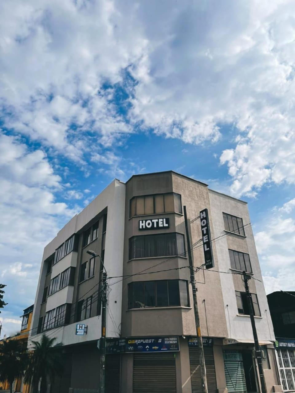Hotel Inter Del Cafe Перейра Екстериор снимка